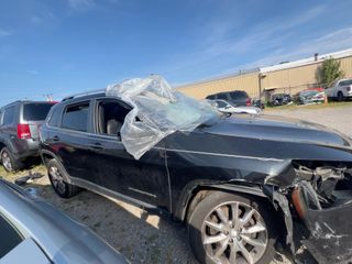 2014 Jeep Cherokee Limited - Exterior Side Passenger